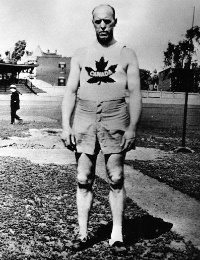 Hall of Famer Walter Knox